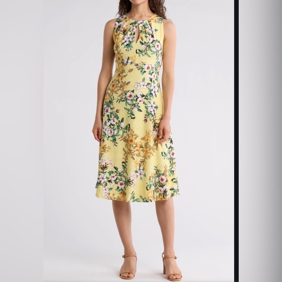 London Times Floral Yellow Dress - Picture 2 of 9